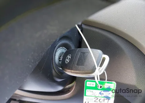 2017 Hyundai Santa Fe Sport 2.4L from USA, damaged, VIN 5NMZU3LB6HH020095